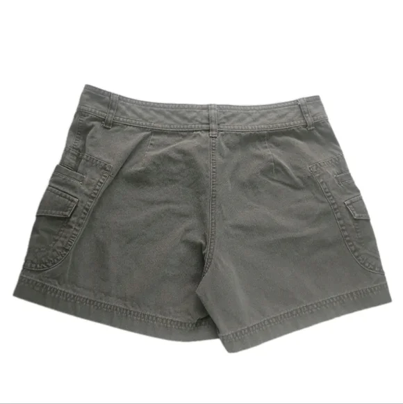 Vintage Y2K Bass Women's Cargo Shorts Green Size 6 Cotton Mid Rise - Picture 2 of 13